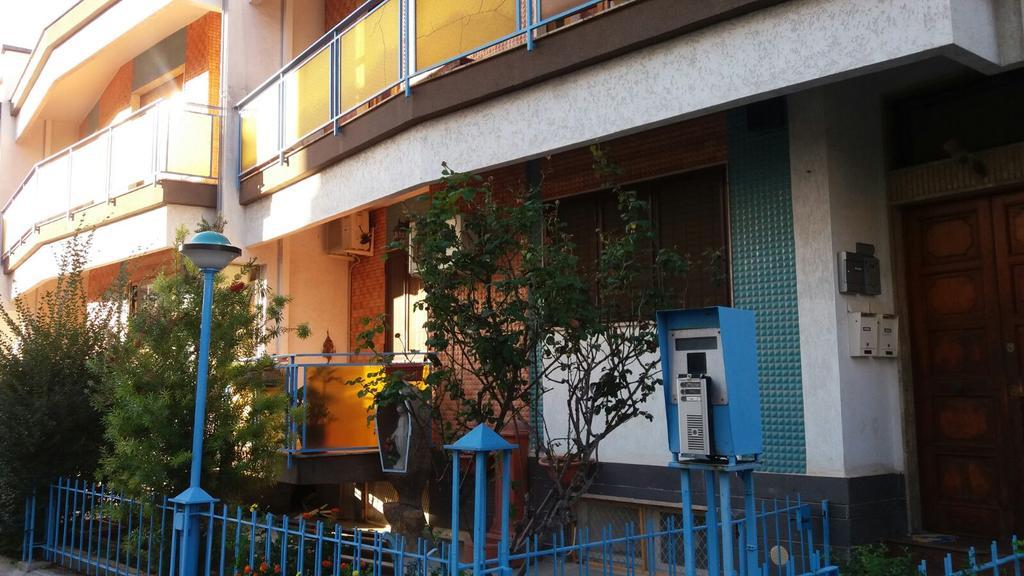 Tony'S House Apartamento Bari Exterior foto